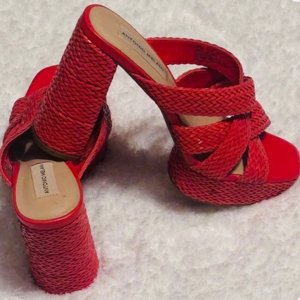 Antonio Melani Raffia Platform Sandals Sz 7M Slip On